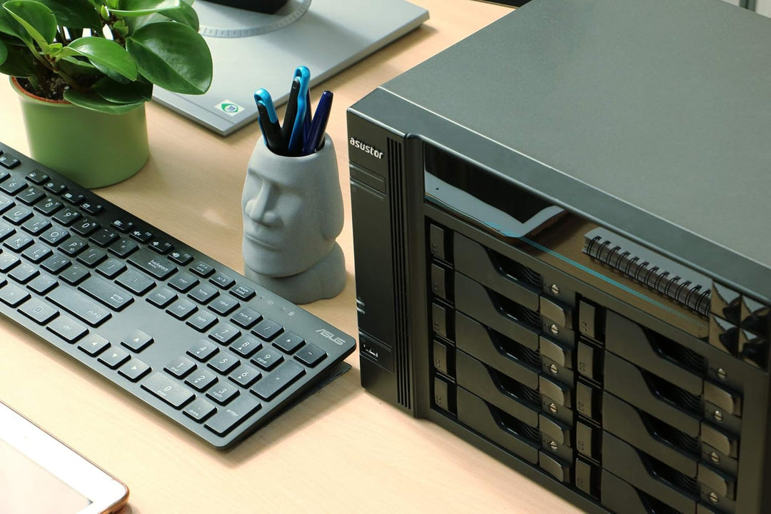 Asustor Lockerstor 10 AS6510T Netzwerkspeicher Gehäuse Quad Core 2.1GHz 8GB DDR4 RAM M.2 NVMe SSD Ca