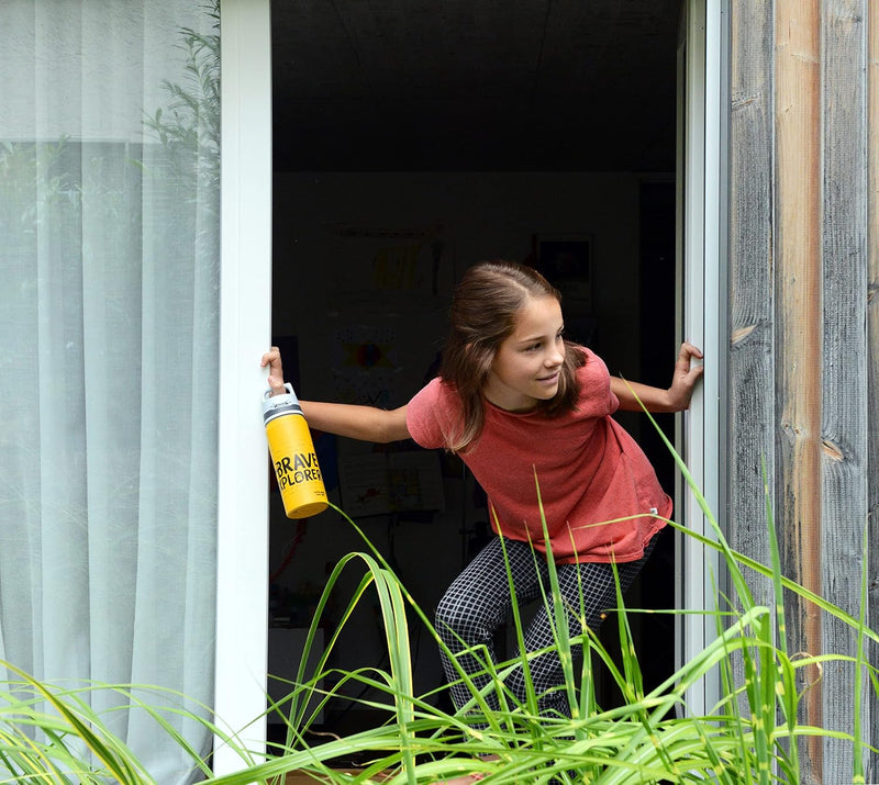 SIGG - Alu Trinkflasche Kinder - WMB ONE - Klimaneutral Zertifiziert - Für Kohlensäurehaltige Geträn