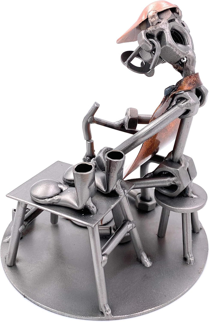 STEEMO Schraubenmännchen Schuster Handwerker-Geschenk Metall-Deko 12x12x14 cm