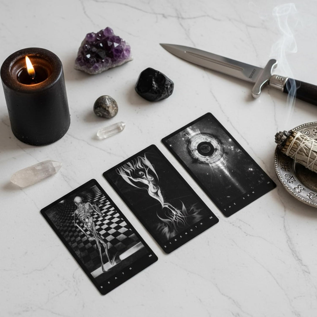 Da Brigh Schwarzes Tarot Karten Deck, Englisch