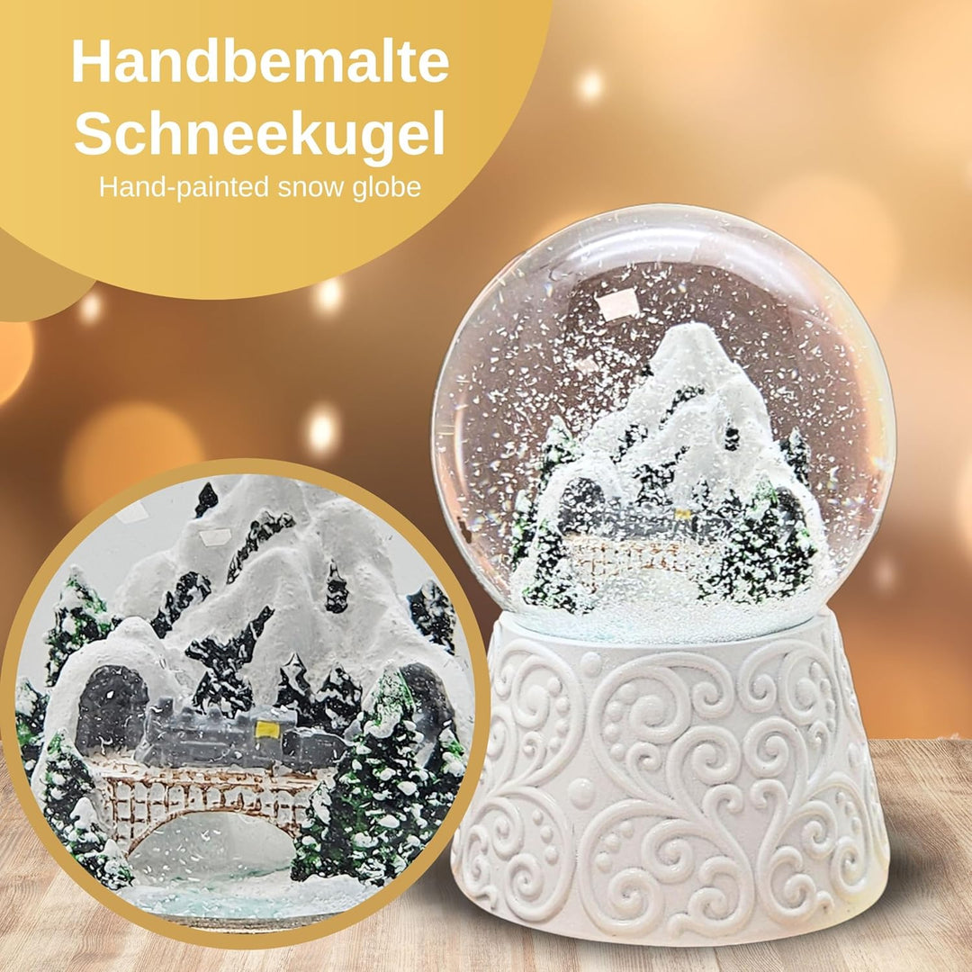 Weihnachts-Schneekugel mit Musik | Berglandschaft mit Brücke | Sockel weiss Ornament | 100mm breit,