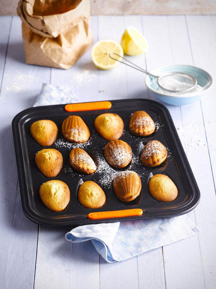 Le Creuset Antihaft Madeleine-Form, Für 12 Stück, Sauerteigbeständig, Aus Karbonstahl gefertigt, Ant