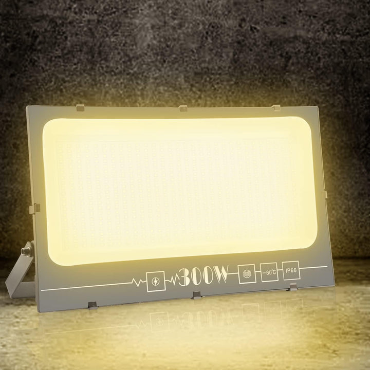 loyal LED Strahler Aussen Fluter Aussen: 600W Superhell Scheinwerfer 3000K Kaltweiss 60000LM - IP66