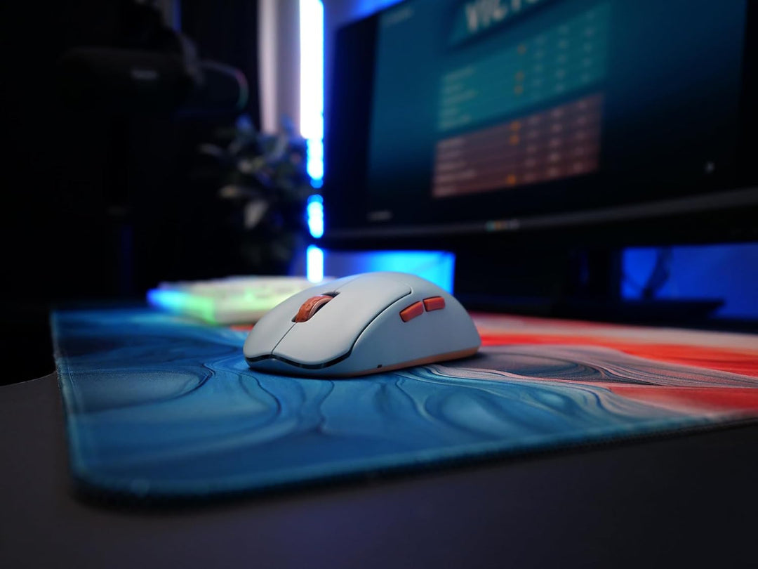 CHERRY XTRFY M68 Wireless, Ultraleichte Kabellose Gaming-Maus, 2,4 GHz Funk, Optimiert für esports,