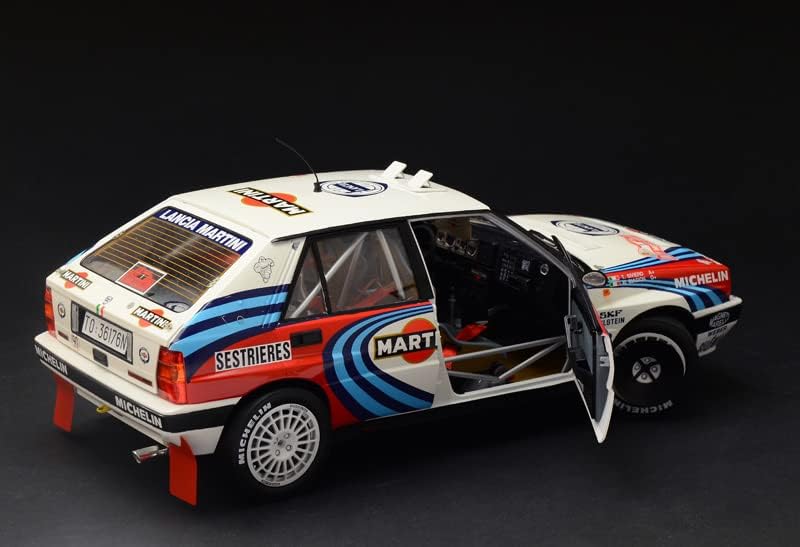 Italeri 4709 1:12 Lancia Delta HF Integrale 16V-Modellbau, Bausatz, Standmodellbau, Basteln, Hobby,