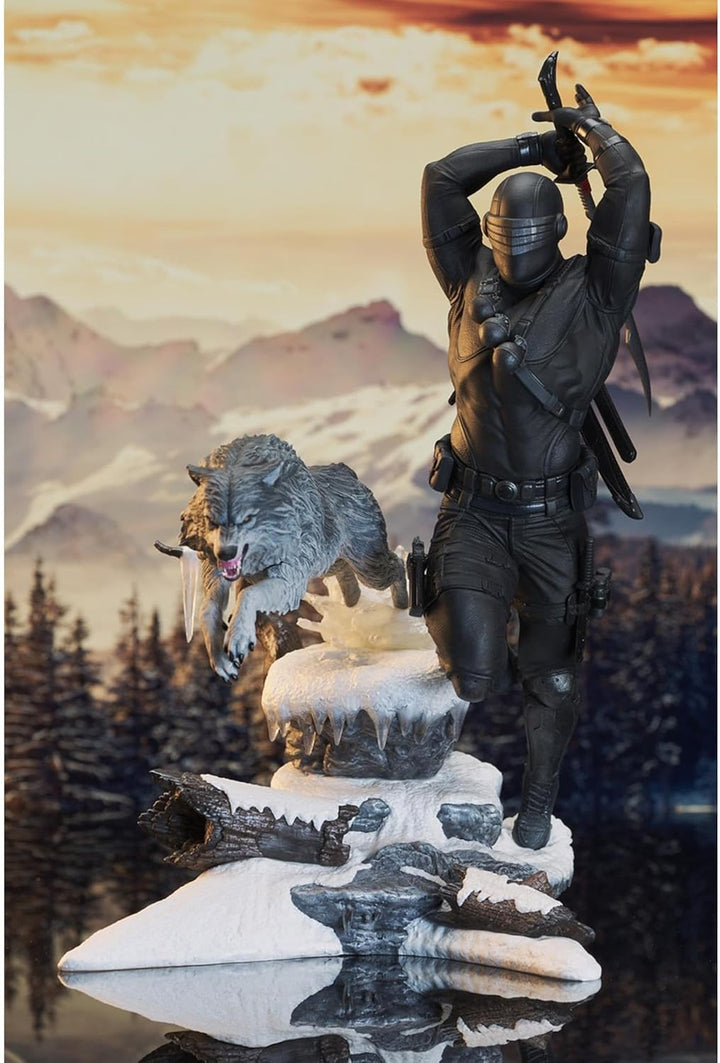 Diamond Comic JUL212508 Snake Eyes Statue, Cranberry
