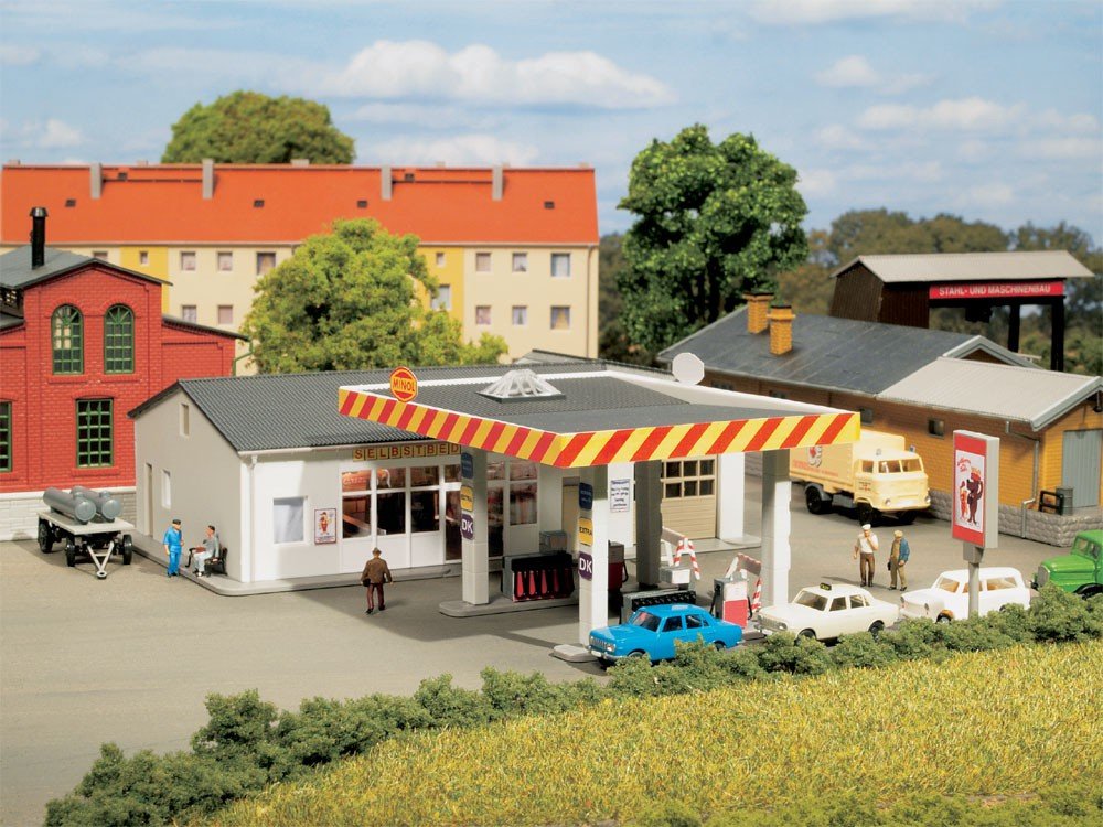 Auhagen 13320 - Tankstellen-Modellbausatz