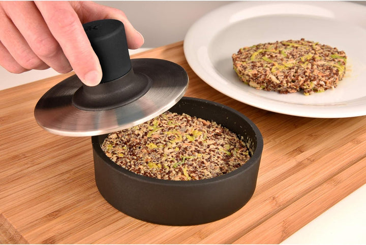 WMF BBQ Burgerpresse Edelstahl 12,5 cm, Pattypresse für gleichmässige Patties für leckere Hamburger,