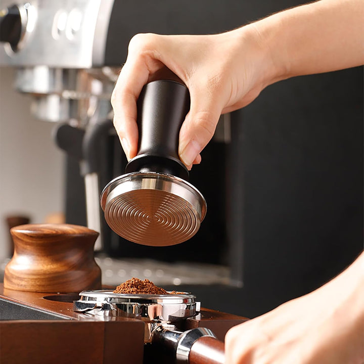 Kaffee Tamper, Espresso Tamper, Federbelasteter kalibrierter Tamper mit Edelstahlbasis, 30lbs konsta