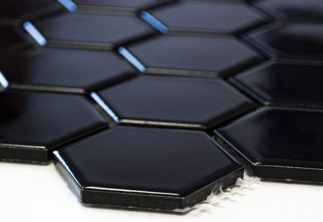 Mosaik Hexagon uni schwarz matt Keramik, Mosaikstein Format: 51x59x5 mm, Bogengrösse: 325x281 mm, 10