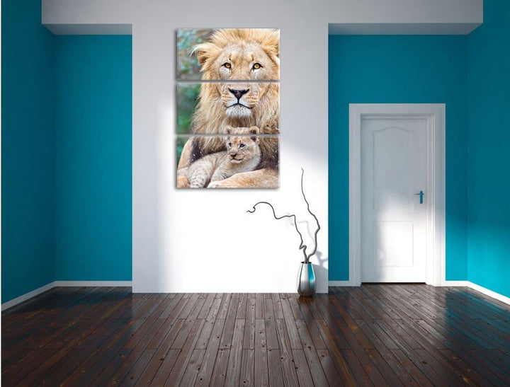 Pixxprint Löwe kuschelt mit Jungtier als Leinwandbild/Grösse: 3 Teilig (120x80) cm/Wandbild/Kunstdru
