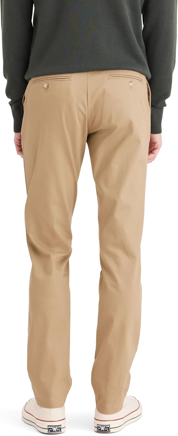 Dockers Herren Signature Khaki Slim Fit Chino 40W / 34L British Khaki, 40W / 34L British Khaki