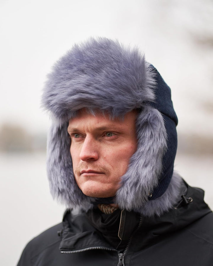 Futrzane Trappermütze aus Cord - Ushanka Herren - Fell Mütze mit Ohrenklappen M Marineblau - Stahlbl