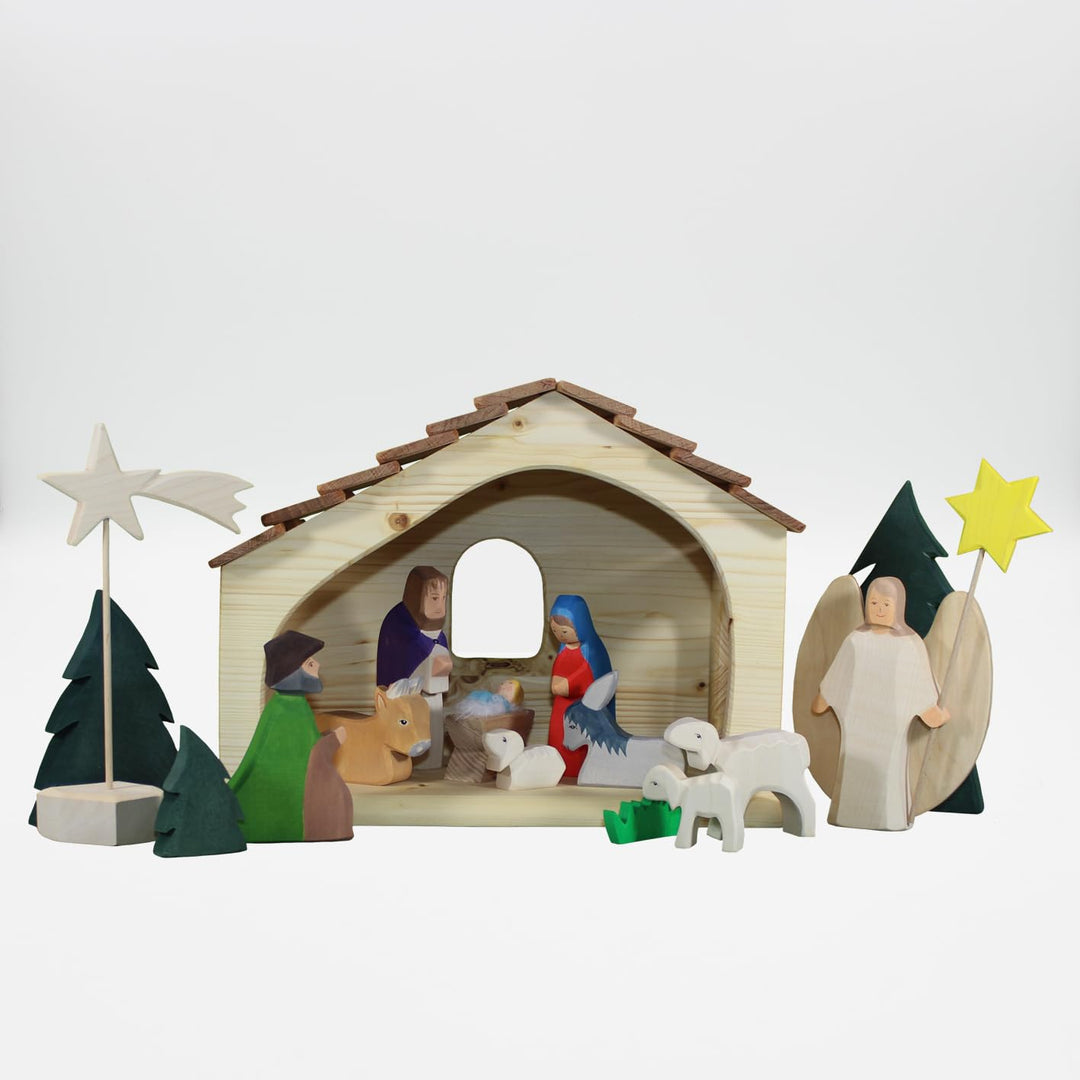 Holzspielwaren Ackermann Weihnachtskrippe aus Holz – 16 Krippenfiguren inkl. Krippenstall, aus Schwä