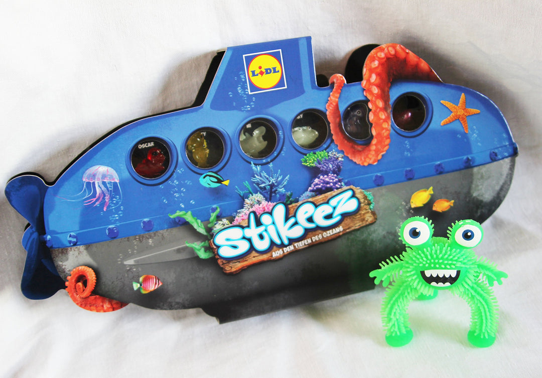Stikeez U-Boot Sammelalbum mit Komplettsatz Stikeez - 24 Stück von Lidl, Geschenkidee