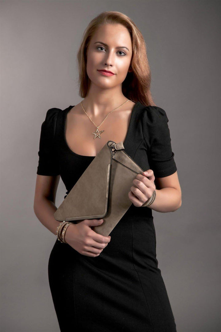 styleBREAKER Envelope Clutch, Abendtasche im Kuvert Design mit Schulterriehmen und Trageschlaufe, Da