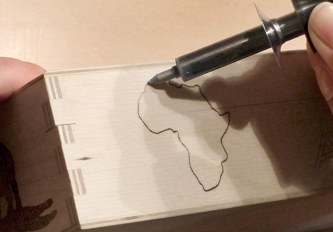 Pebaro 0266 Brandmalkolben, 6 Brennspitzen, 3 Brennstempel in praktischer Holzbox, Brandmalerei, Pyr