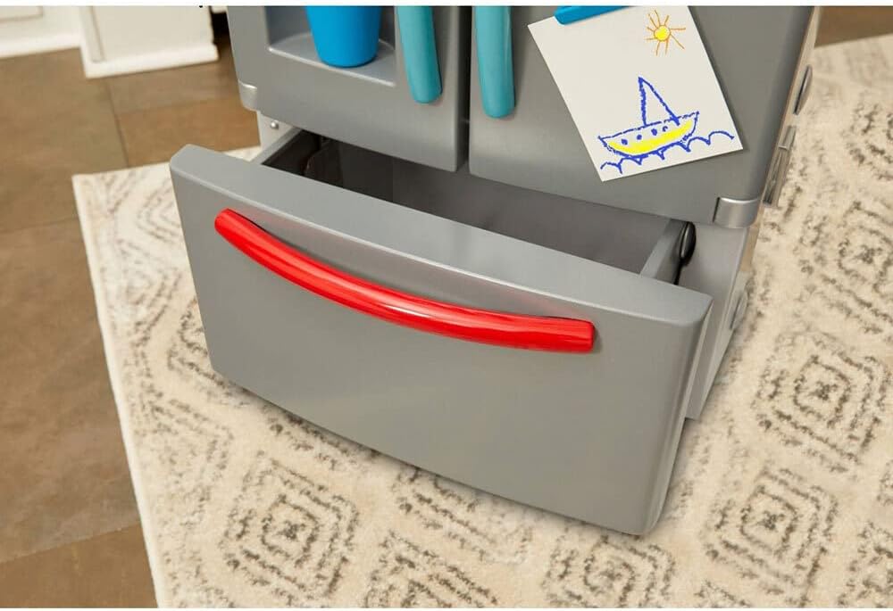 Little Tikes - First Fridge - Interaktiver und realistischer Kühlschrank für Kinder - Mit Licht und