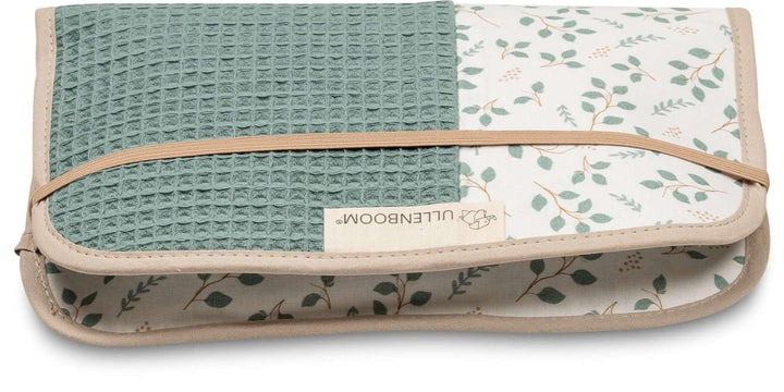 ULLENBOOM ® Windeltasche für unterwegs, Floral-Grün, Made in EU - Wickeltasche für bis zu 3 Windeln,