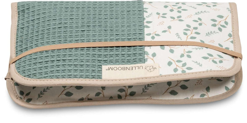 ULLENBOOM ® Windeltasche für unterwegs, Floral-Grün, Made in EU - Wickeltasche für bis zu 3 Windeln,