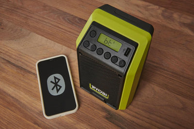 RYOBI 18 V ONE+ Akku-Bluetooth-Radio RRDAB18-0 (DAB-Funktion, Musikstreaming Reichweite von max. 25