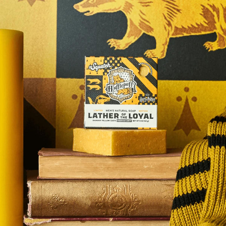 Dr. Squatch Hufflepuff Seife - Harry Potter - Natürliche Seife für Männer - Dachsgelber Hafer - Mitt