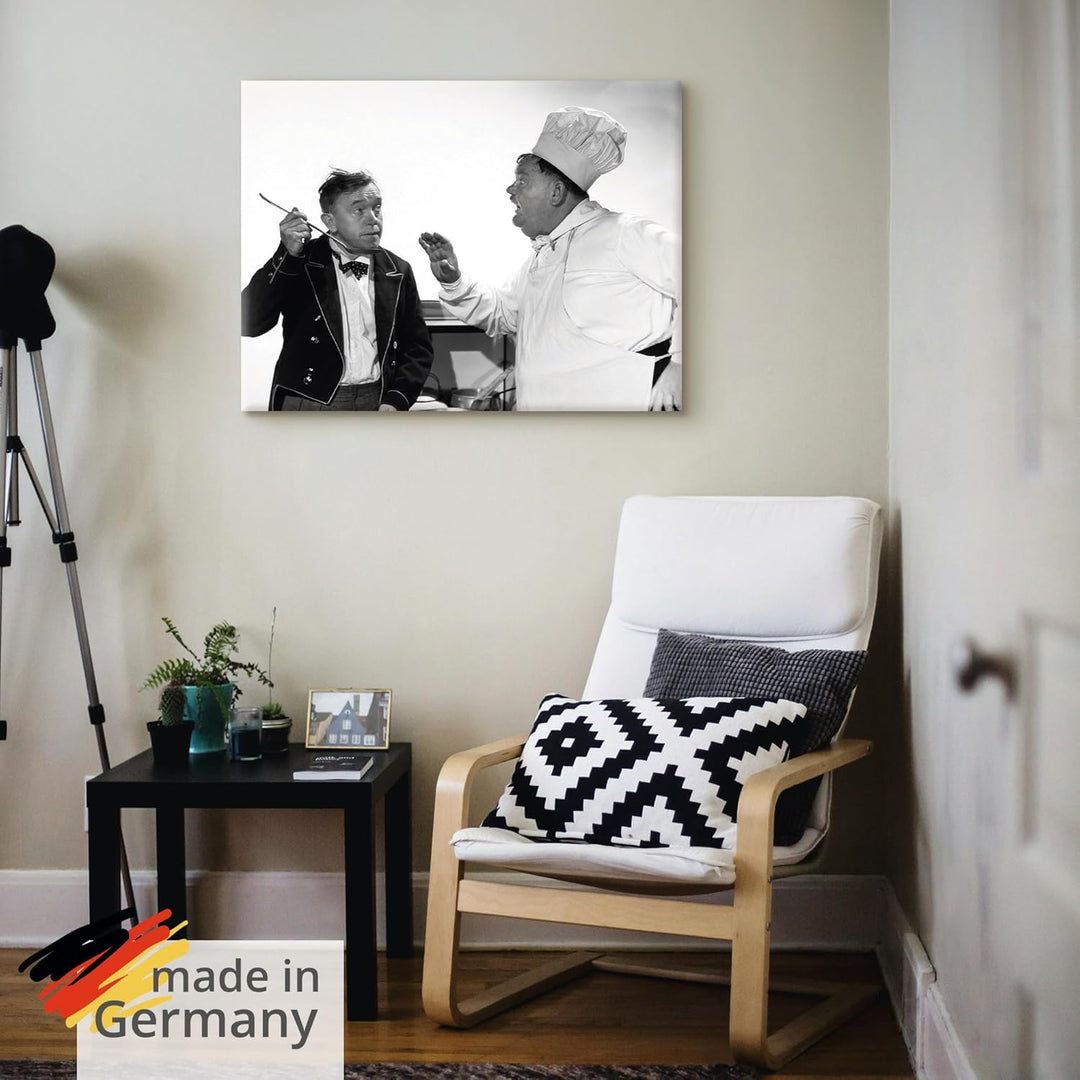 ARTland Leinwandbilder Wandbild Bild auf Leinwand 60x45 cm Wanddeko Dick Doof Die Leibköche seiner M
