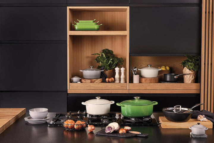 Le Creuset Signature Gusseisen-Bräter mit Deckel, Ø 31 cm, Oval, Für alle Herdarten und Induktion ge