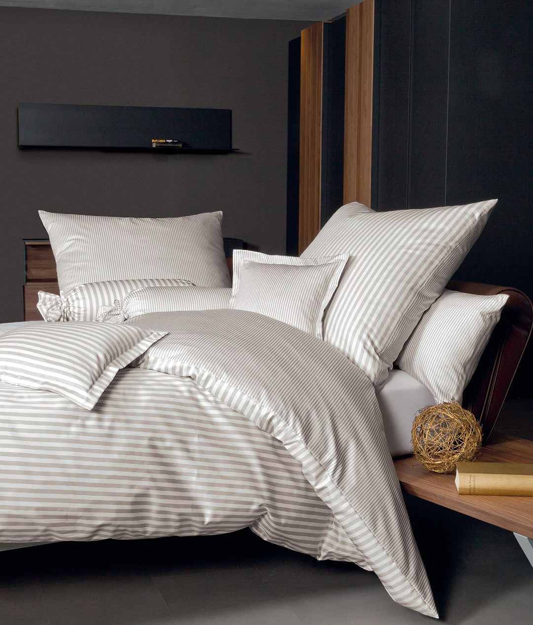 Janine 3912 Mako Seidensatin Wendebettwäsche modernclassic 135x200 cm + 80x80 cm naturell 135 cm x 2