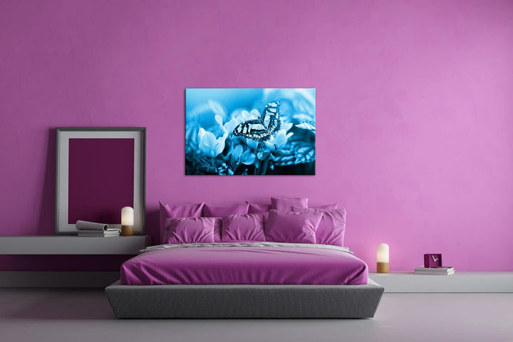 deyoli Pinker Schmetterling Format 80x60 Effekt: Monocrome Blau als Leinwandbild, Motiv fertig gerah