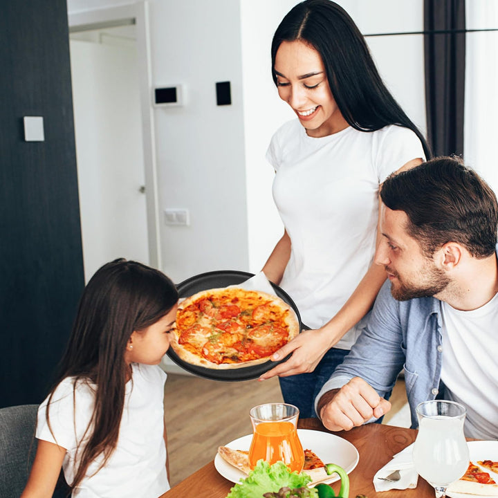 NutriChef Flache Gusseisen-Pizza-Pfanne, 33 cm, vielseitige, voreingebrannte runde Grillplatte mit i