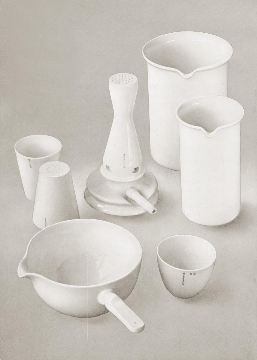 KPM Berlin LAB Eierbecher mit Griff, Eggcup, handgefertigt aus weissem Porzellan, im Duo-Set aus der