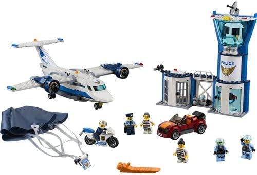 LEGO 60210 City Polizei Fliegerstützpunkt, Flugzeug mit Fallschirmjäger Plus Jetpack, Motorrad und A