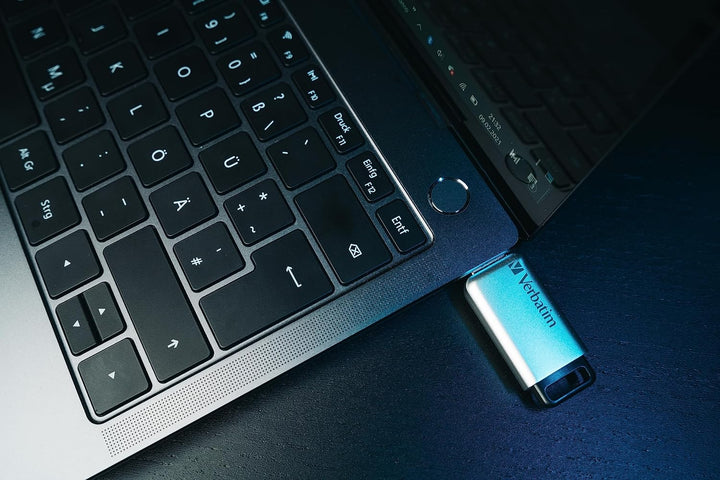 Verbatim Store 'n' Go Secure Pro USB-Stick, USB-3.2 Gen 1, 16GB, Speicherstick mit Kennwortschutz, U