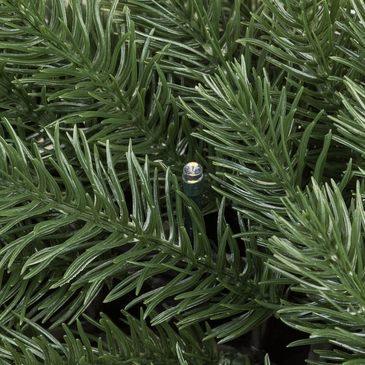 Idena 30260 - LED Weihnachtskranz mit Lichterkette und 20 LEDs in Warmweiss, mit 6 Stunden Timer-Fun