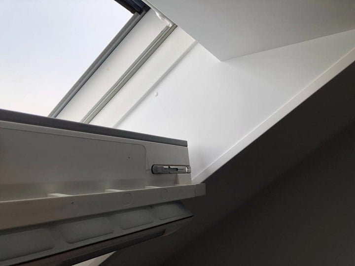 HASSEL - 1 Meter Dachfenster Dichtungsband selbstklebend passend für VELUX Dachfenster - 54 mm Breit