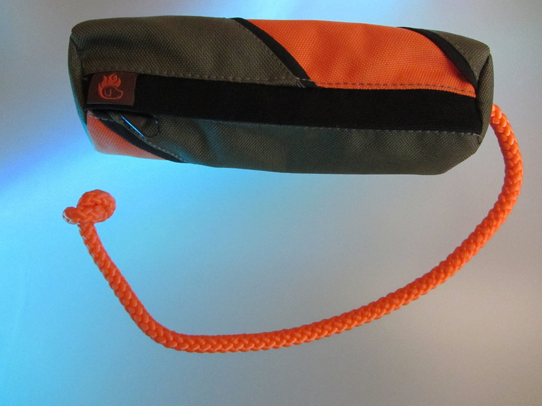 Firedog Futterdummy (klein, khaki/orange)