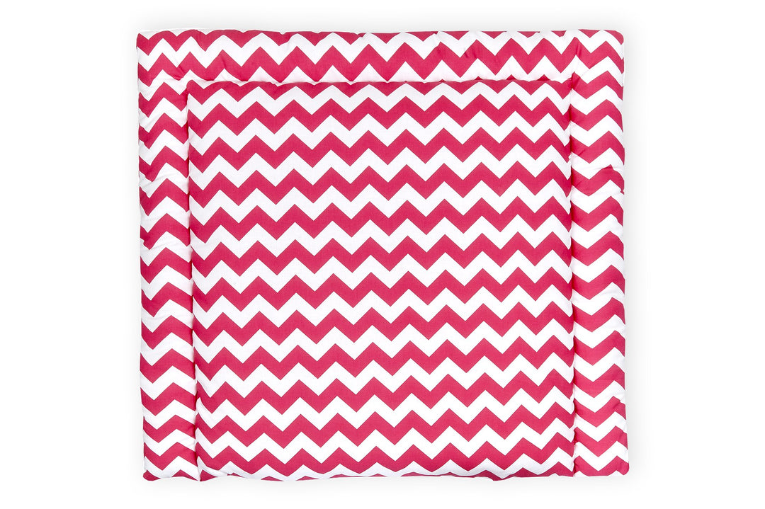 KraftKids Wickelauflage in Chevron magenta, Wickelunterlage 85x75 cm (BxT), Wickelkissen