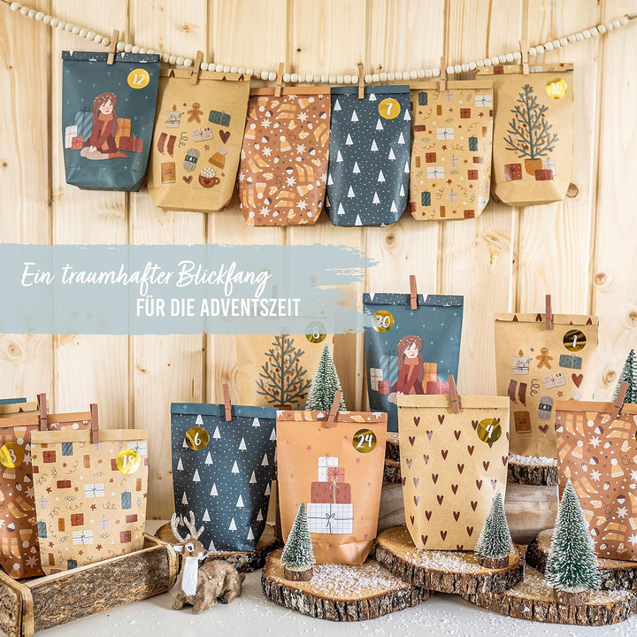 Papierdrachen Adventskalender 2025 zum Befüllen - 24 braune & petrolfarbene bedruckte Geschenktüten