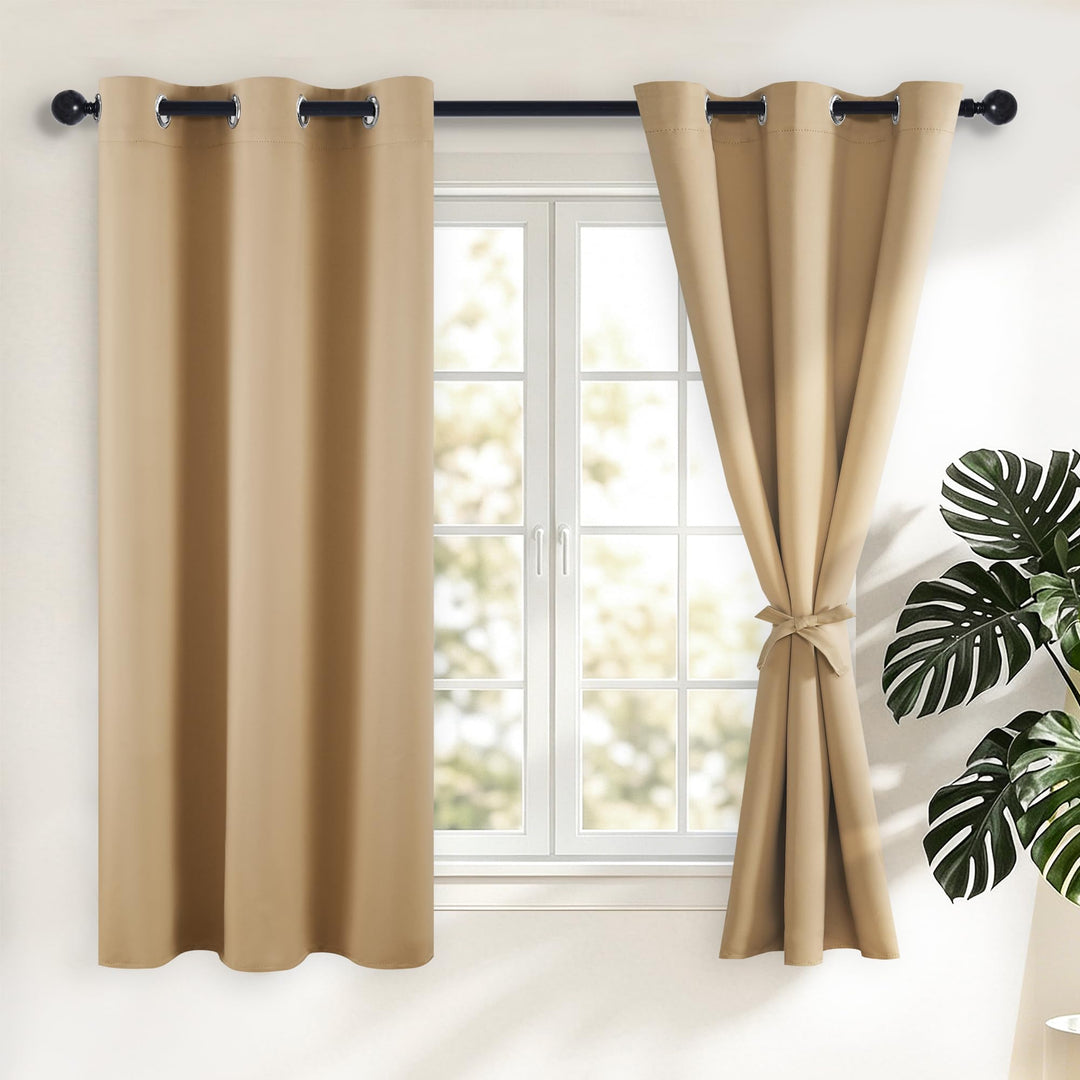 Hiasan Verdunklungsvorhänge Gardinen mit Ösen,Beige Blickdicht Vorhänge,2 Stück,117 x 137 cm (Breite