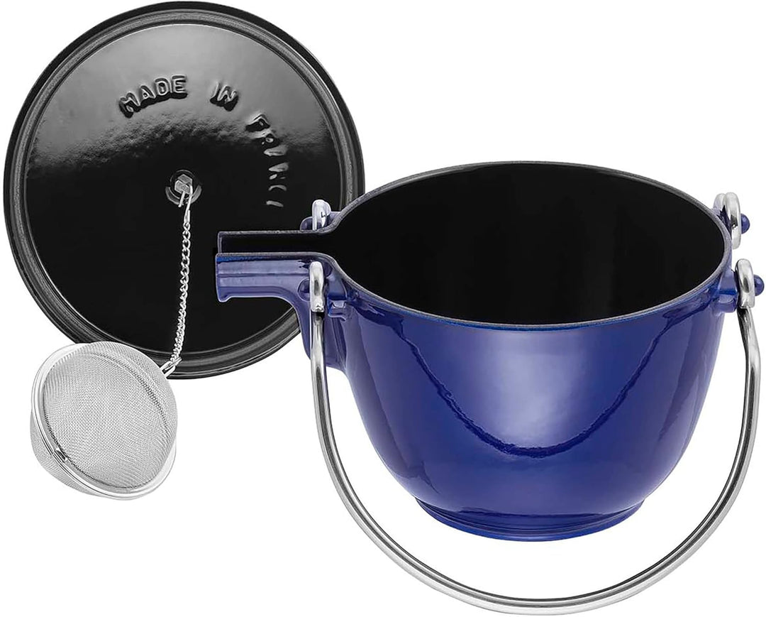 STAUB Teekanne/Wasserkessel, rund 16,5 cm, 1,15 L mit mattschwarzer Emaillierung Im Inneren des Kess