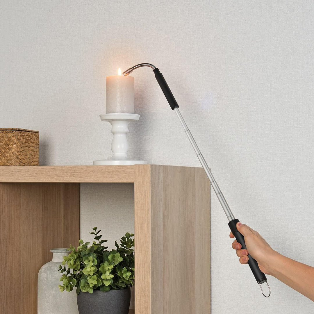 PEARL Zigarettenanzünder: 2er-Set ausziehbare Teleskop-Akku-Feuerzeuge, USB-Ladefunktion, 80 cm (Lic