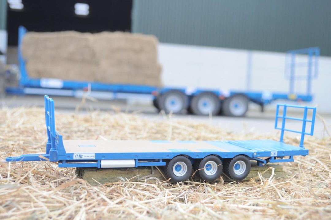 Kane Ballenanhänger, Britains Trecker Modell Spielzeug im blauen Design für den Transport von Heubal