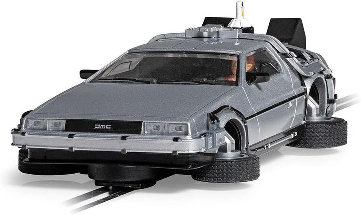 Scalextric C4541 Zurück in die Zukunft 2 – Fliegende Zeitmaschinenautos – Strasse und Rallye für Kin