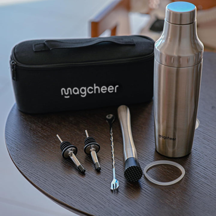 Cocktail Shaker Set mit Integrierter Massskala 900ml Premium Edelstahl Frostsicherer Doppelwand-Bark