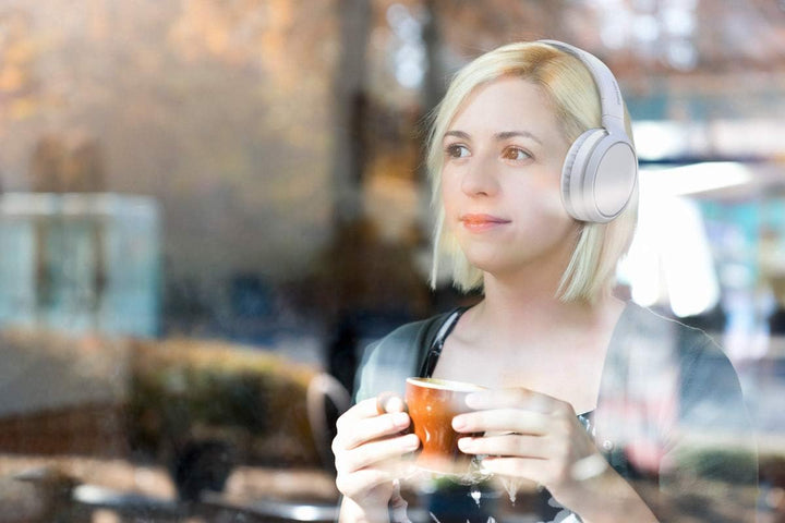 Philips Kopfhörer Bluetooth mit Mikrofon/Kabellos, Geräuschisolierung, 29 Stunden Spielzeit, Schnell