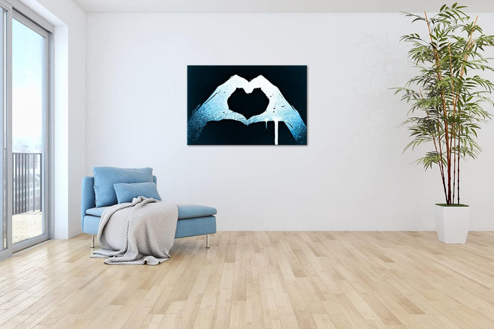 deyoli Zeichnung zwei Hände formen ein Herz Format 80x60 Effekt: Monocrome Blau als Leinwandbild, Mo