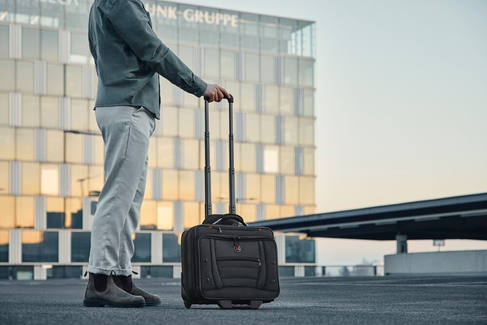 WENGER Synergy Trolley Laptop-Tasche, Notebook bis 15.6 Zoll, Aktentasche zum Rollen, 56 l, Organize