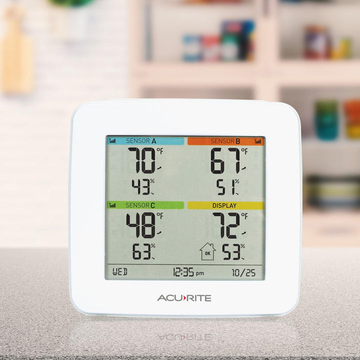 AcuRite 01094M Temperatur- und Feuchtigkeitstation mit 3 Sensoren für Innen- und Aussenbereich 2 inn
