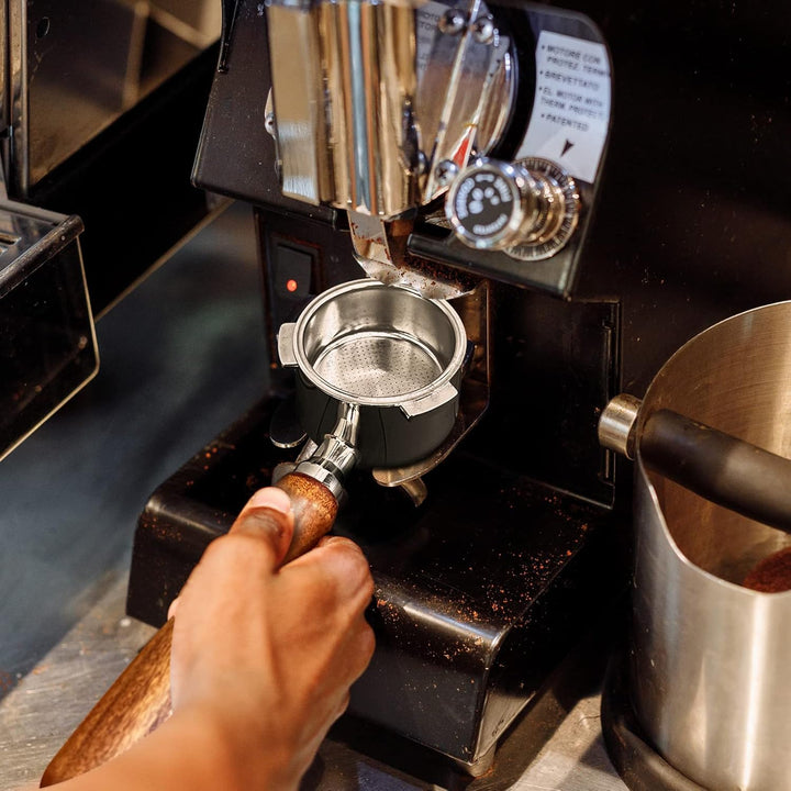 Bodenloser Siebträger 51mm mit Espresso Puck Screen, Siebträger 51mm kompatibel DeLonghi Dedica EC68